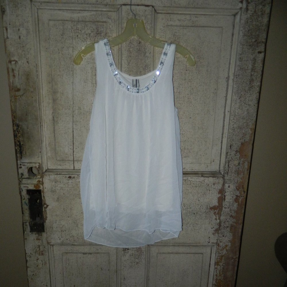 Kische Ivory Flowy Sequin Tank Top Size Large (B-1)
